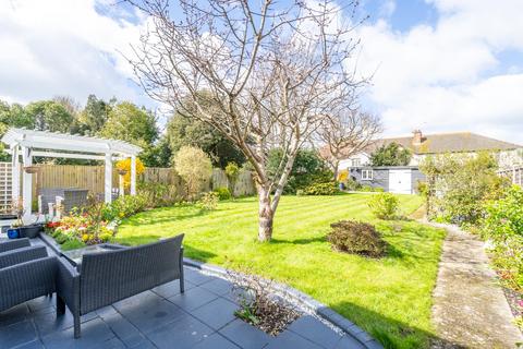 4 bedroom detached house for sale, Hillsboro Road, Bognor Regis