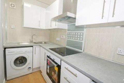 1 bedroom flat to rent, Dunstable Road, Luton LU4