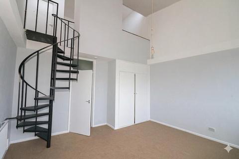 1 bedroom flat to rent, Dunstable Road, Luton LU4