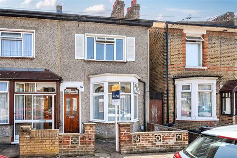 3 bedroom semi-detached house for sale, Park End, Bromley