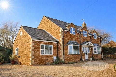 4 bedroom character property for sale, Brooke Road, Braunston LE15