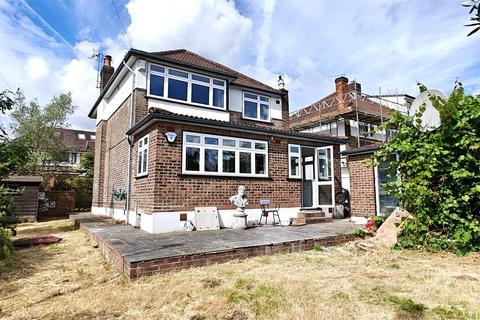 3 bedroom detached house for sale, Farmleigh, Southgate N14