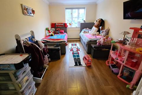 undefined, Mackensie Court, Winchmore Hill N21