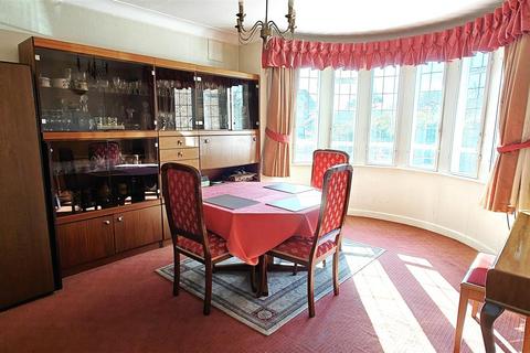5 bedroom detached house for sale, Connaught Drive, Golders Green NW11