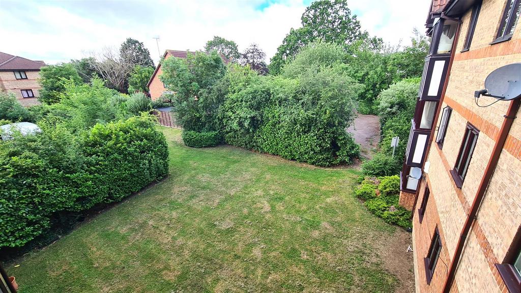 Communal Gdn