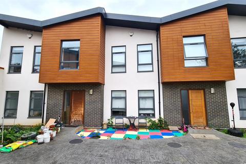 Homelink Terrace, Wood Green N22