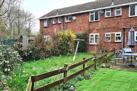 2 bedroom maisonette for sale, Holtwhites Hill, Enfield EN2
