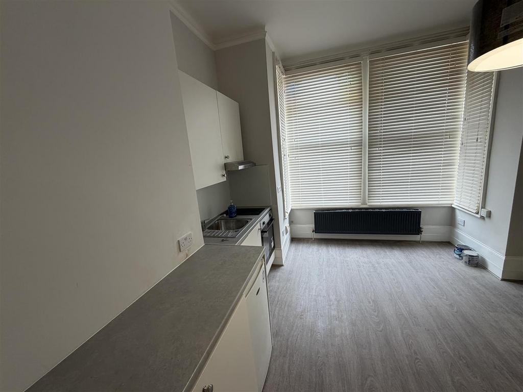 Lounge/bedroom