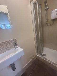 1 bedroom in a flat share to rent, Loughborough Road, West Bridgford, NOTTINGHAM
