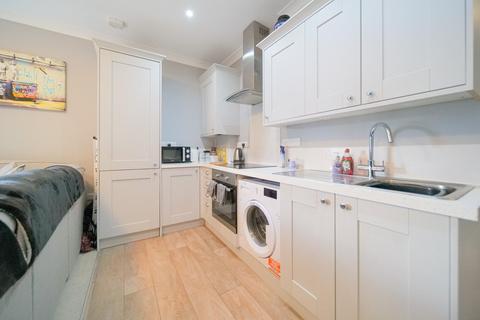 1 bedroom flat for sale, Bank Street, Melksham SN12