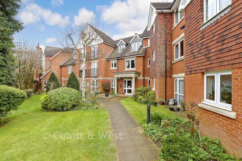1 bedroom ground floor flat for sale, Linkfield Lane, Redhill, Surrey