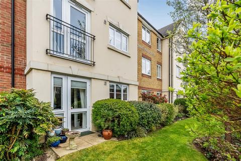 2 bedroom retirement property for sale, EMMELINE LODGE, LEATHERHEAD