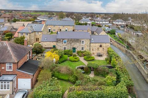 5 bedroom detached house for sale, Holywell, Whitley Bay, NE25