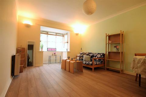 2 bedroom apartment to rent, Sloane Court, Jesmond