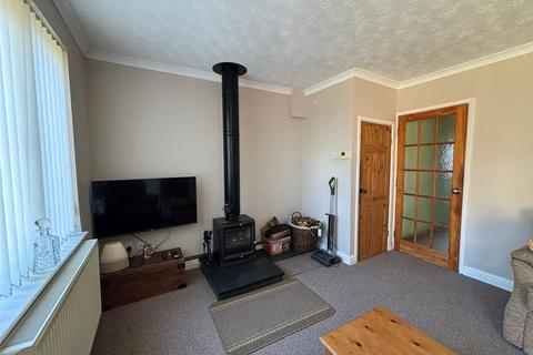 3 bedroom end of terrace house for sale, Venns Close, Merlins Bridge, Haverfordwest, Pembrokeshire, SA61