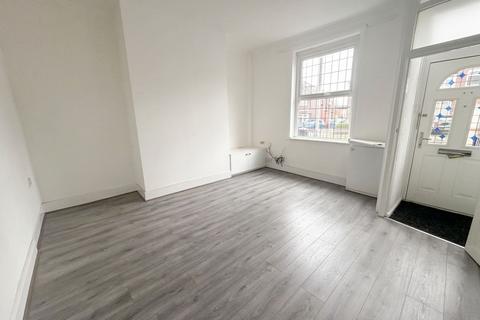2 bedroom terraced house to rent, Parr Lane, Bury, BL9
