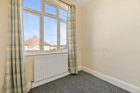 2 bedroom flat to rent, Harrow Road, Wembley HA0