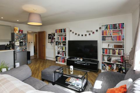 2 bedroom flat for sale, Wickham Road, Fareham