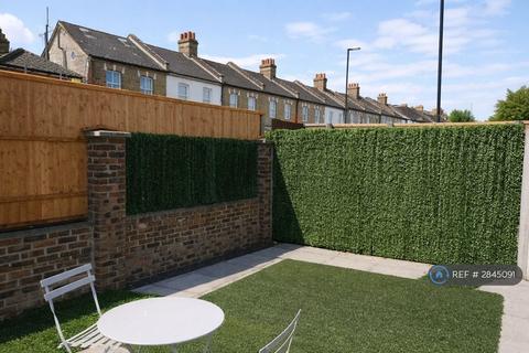 undefined, Staines Road, Twickenham, TW2