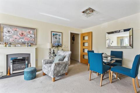2 bedroom apartment for sale, Moorfield Road, Denham, Uxbridge