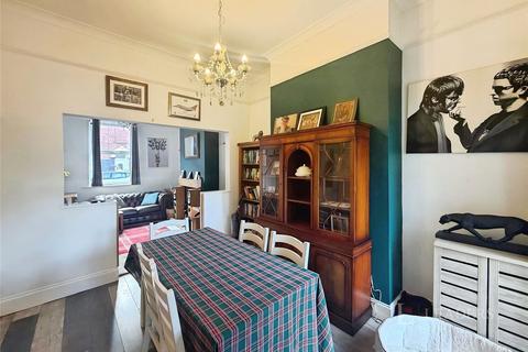 2 bedroom terraced house to rent, Division Road, Hull, East Riding of Yorkshi, HU3