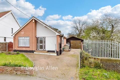 3 bedroom detached bungalow for sale, Wick Lane, Wickford SS11