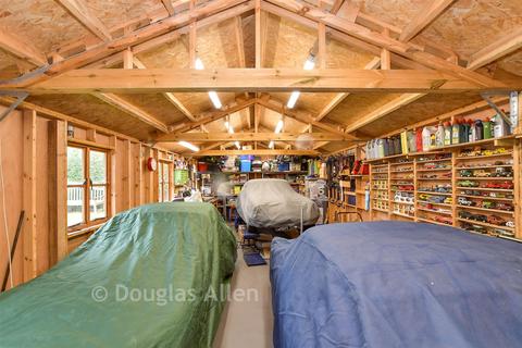 3 bedroom detached bungalow for sale, Wick Lane, Wickford SS11