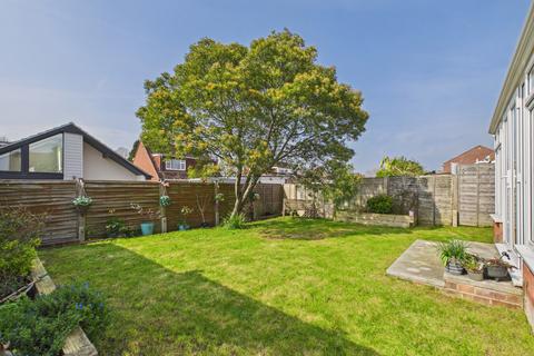 2 bedroom detached bungalow for sale, Cox Dale, Titchfield Common, PO14 4JW