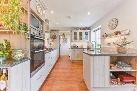 4 bedroom detached house for sale, Old Malden Lane, Worcester Park, KT4
