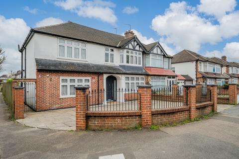 undefined, Henley Avenue, Sutton SM3