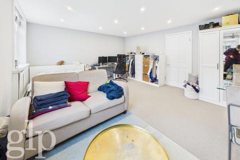 Studio to rent, Bathurst Street, Hyde Park, W2