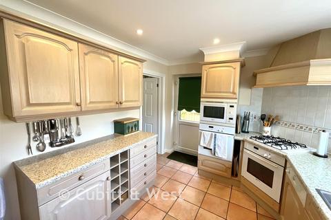 3 bedroom detached house for sale, Windsor Drive, Rustington BN16