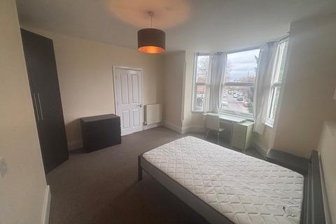 1 bedroom in a flat share to rent, Loughborough Road, West Bridgford, NOTTINGHAM