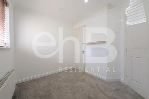 undefined, Turberville Place, Warwick