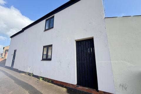 1 bedroom semi-detached house to rent, Crescent Road, Hugglescote, Coalville, LE67