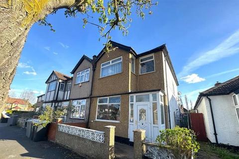 Charterhouse Avenue, Wembley
