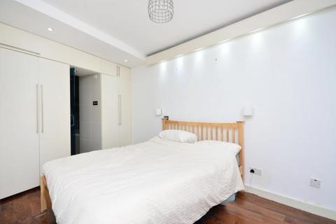 1 bedroom flat for sale, Ambrosden Avenue, London, SW1P