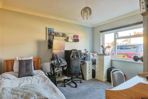 4 bedroom bungalow for sale, Enfield Avenue, Poole