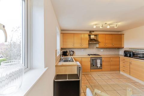 4 bedroom terraced house for sale, Brook View, Grange Park, Northampton