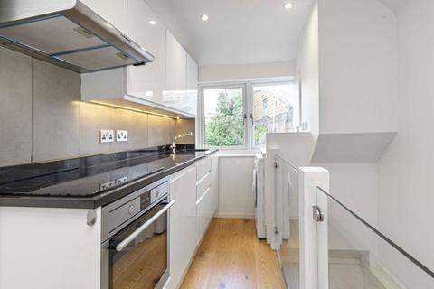 undefined, Staines Road, Twickenham TW2