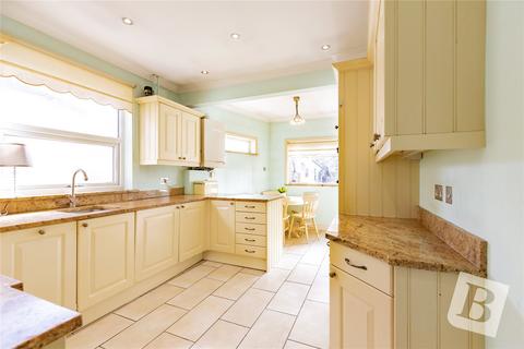 2 bedroom bungalow for sale, Portland Gardens, Chadwell Heath RM6