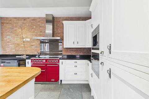 4 bedroom semi-detached house for sale, Granby Street, Loughborough LE11
