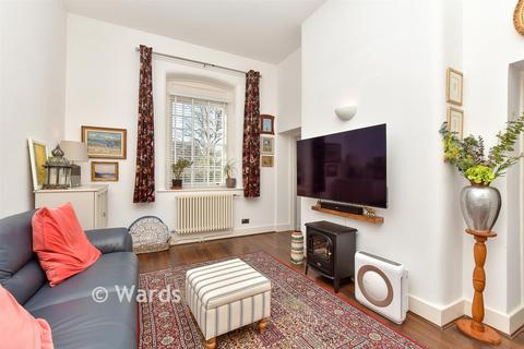 2 bedroom apartment for sale, Fennel Close, Maidstone, Kent