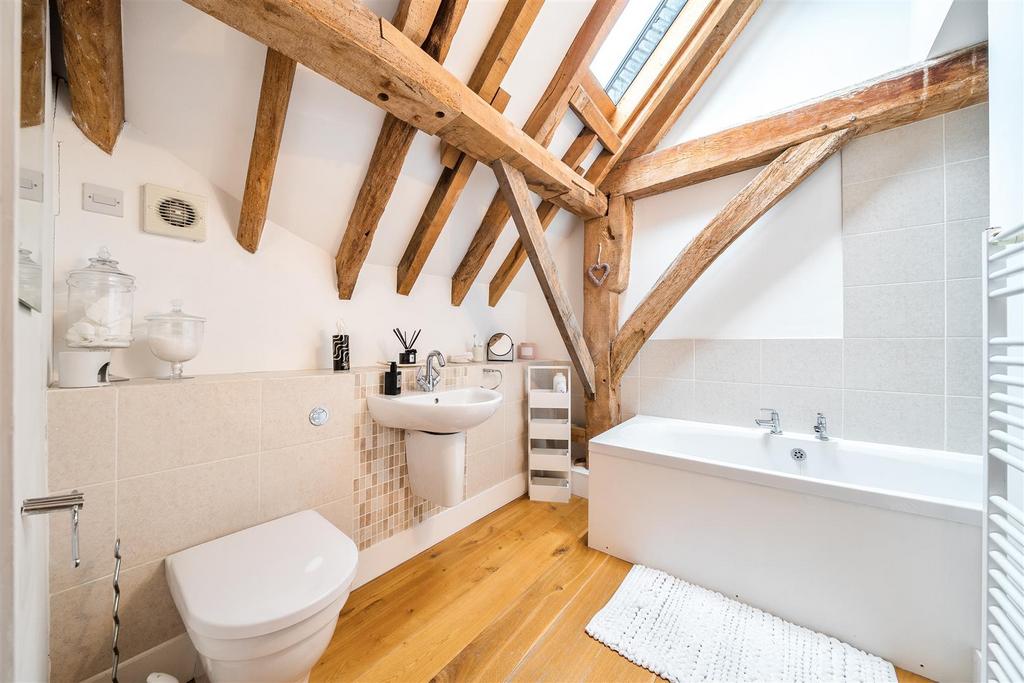 Master En-Suite