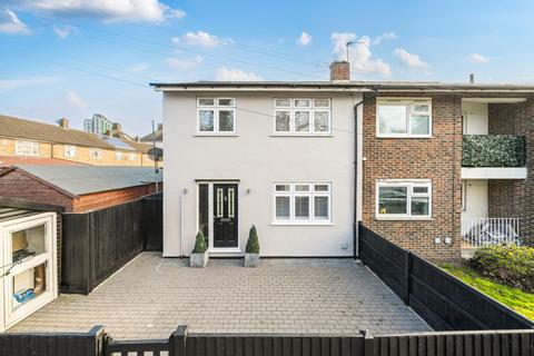 Throwley Close, Abbey Wood, London, SE2
