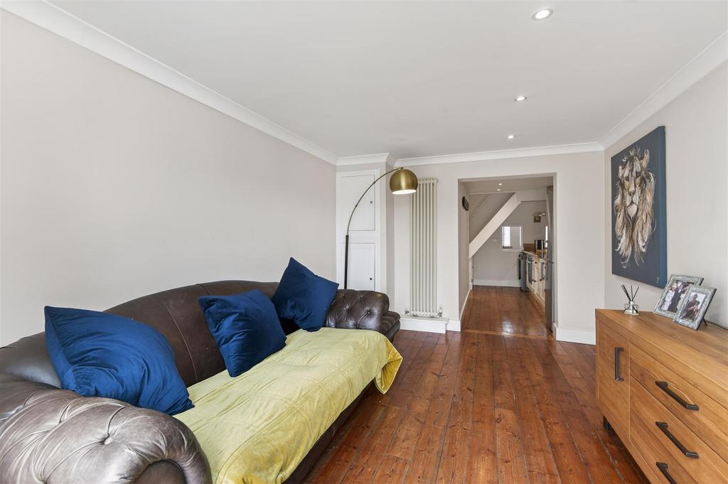 8684128-interior03.jpg