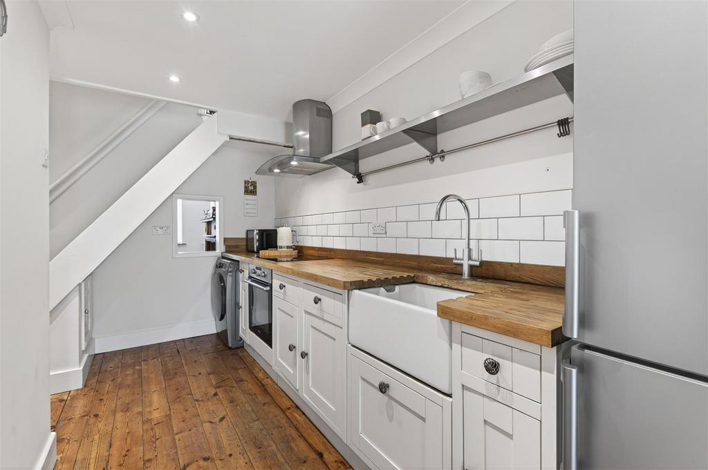 8684128-interior04.jpg