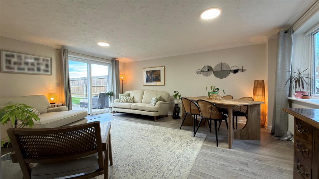 Living Area.jpg