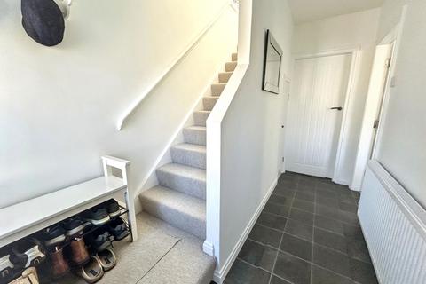 4 bedroom semi-detached house for sale, Strathmore Avenue, Rowlands Gill, Tyne and Wear, NE39 1HY