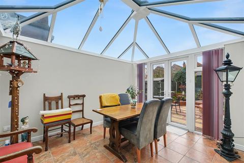 4 bedroom detached bungalow for sale, Oakfield Road, Stapleford, Nottingham